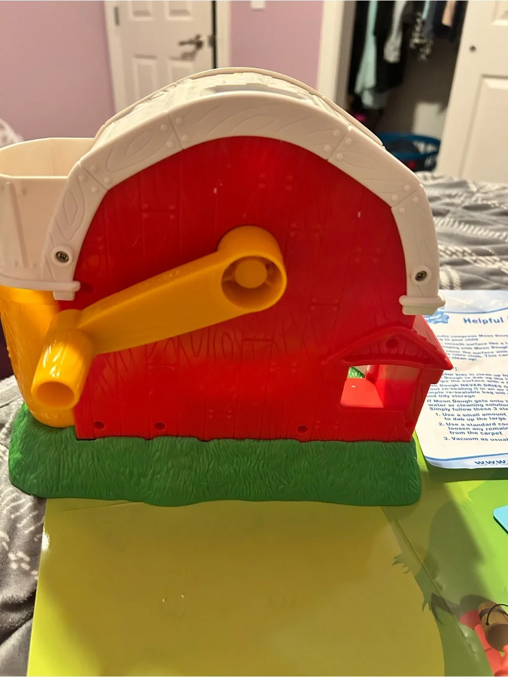 Spin Master Moon Dough Magic Barnyard